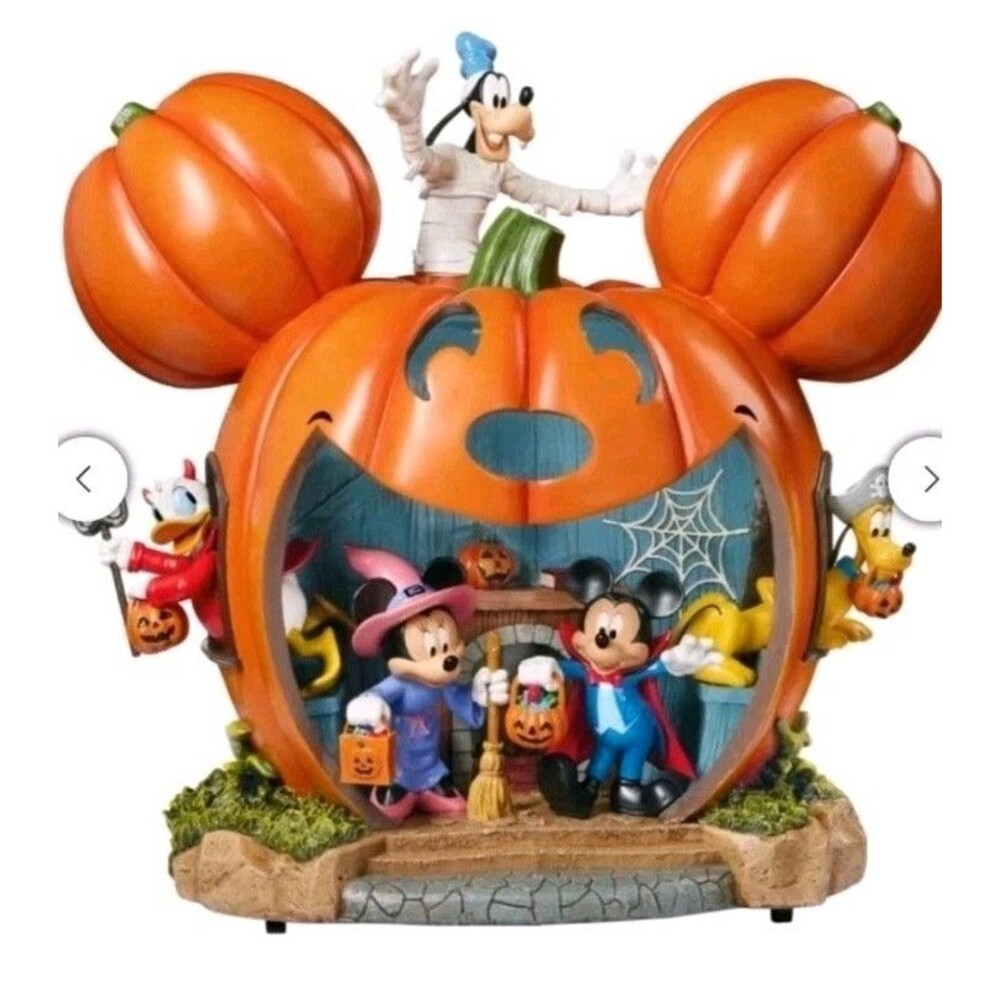 Disney Mickey and Friends Halloween Pumpkin House with Lights and Music - Picture 4 of 6